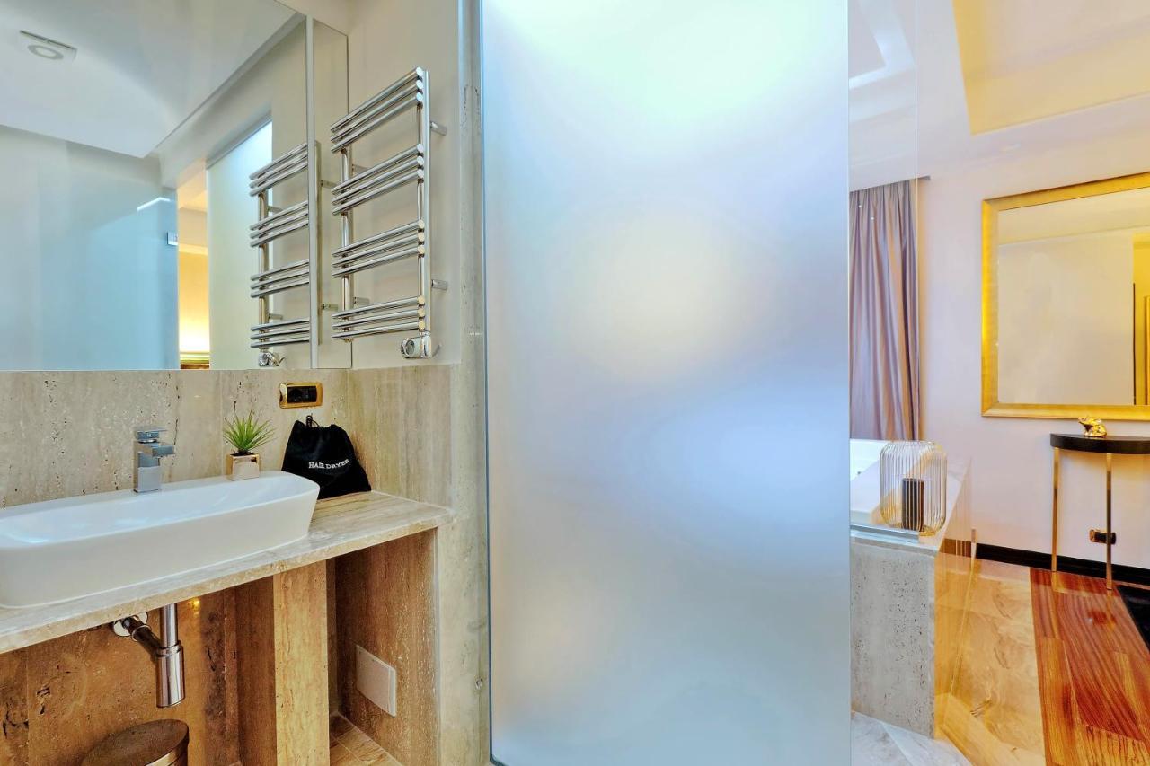 Spanish Hills Collection Luxury Suites & Jacuzzi Roma Ngoại thất bức ảnh