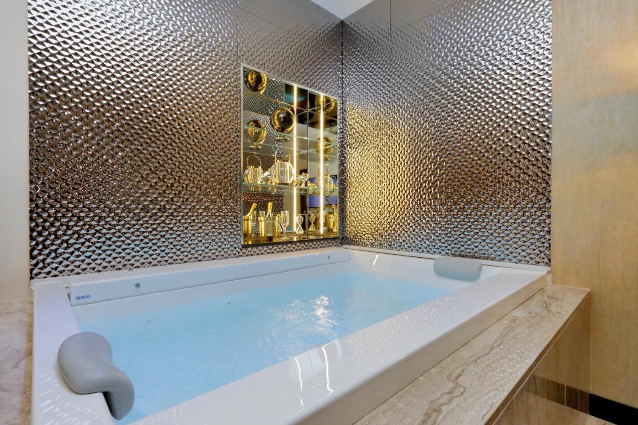 Spanish Hills Collection Luxury Suites & Jacuzzi Roma Ngoại thất bức ảnh